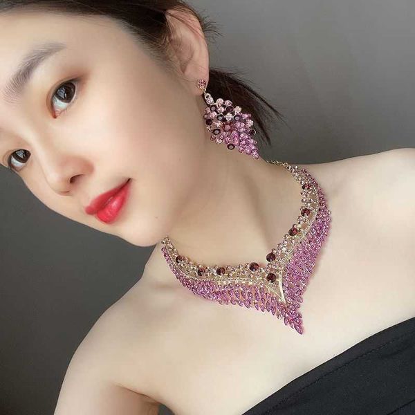 pendant necklaces fashion full diamond color collarbone necklace earrings suit dress dinner bride exaggerated accessories, Silver
pendant necklaces fashion full diamond color collarbone necklace earrings suit dress dinner bride exaggerated accessories, Silver
