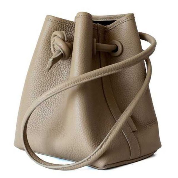 city bag brand counter vasc bag bucket bag women's messenger bag real cow leather single shoulder gray bag drawstring bag small crowd v
city bag brand counter vasc bag bucket bag women's messenger bag real cow leather single shoulder gray bag drawstring bag small crowd v