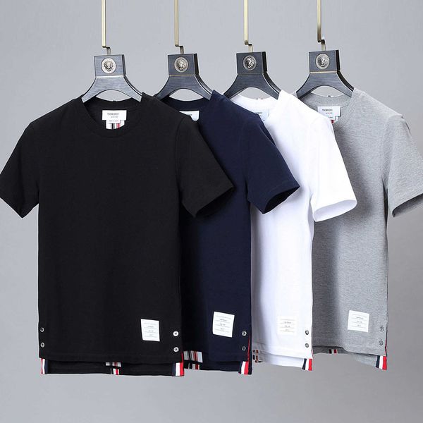 t-shirts tom tee brown short sleeve round neck 23ss stripe leisure casual fashion designer classic polo shirt browin tb ribbon red white blu, White;black
t-shirts tom tee brown short sleeve round neck 23ss stripe leisure casual fashion designer classic polo shirt browin tb ribbon red white blu, White;black