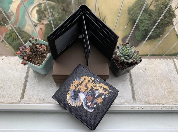 men animal designers fashion short wallet leather black snake tiger bee women luxury purse card holders with gift box quality, Red;black
men animal designers fashion short wallet leather black snake tiger bee women luxury purse card holders with gift box quality, Red;black