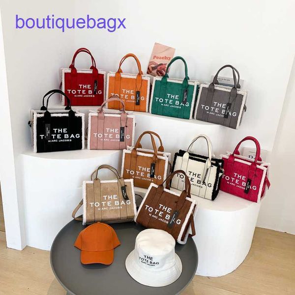 designer handbags womens luxury genuine leather shoulder crossbody bag female 2023 autumn and winter new lamb mao tote large capacity women&
designer handbags womens luxury genuine leather shoulder crossbody bag female 2023 autumn and winter new lamb mao tote large capacity women&