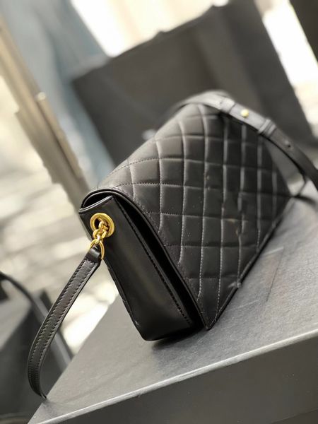 shopping bag small square bag lamb skin rhombus plaid flap messenger bag simple and generous fashionable and versatile 5a quality
shopping bag small square bag lamb skin rhombus plaid flap messenger bag simple and generous fashionable and versatile 5a quality