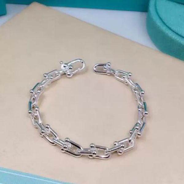 designer bracelet u joint bracelet stainless steel chain silver bracelet necklace set original fashion classic bracelet jewelry gift, Black
designer bracelet u joint bracelet stainless steel chain silver bracelet necklace set original fashion classic bracelet jewelry gift, Black