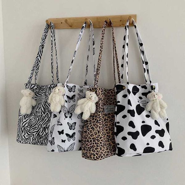 evening bags korean chic big casual tote bag leopard shoulder bag ladies canvas bag new shopping bag student print handbag bolsa mujer g2302
evening bags korean chic big casual tote bag leopard shoulder bag ladies canvas bag new shopping bag student print handbag bolsa mujer g2302
