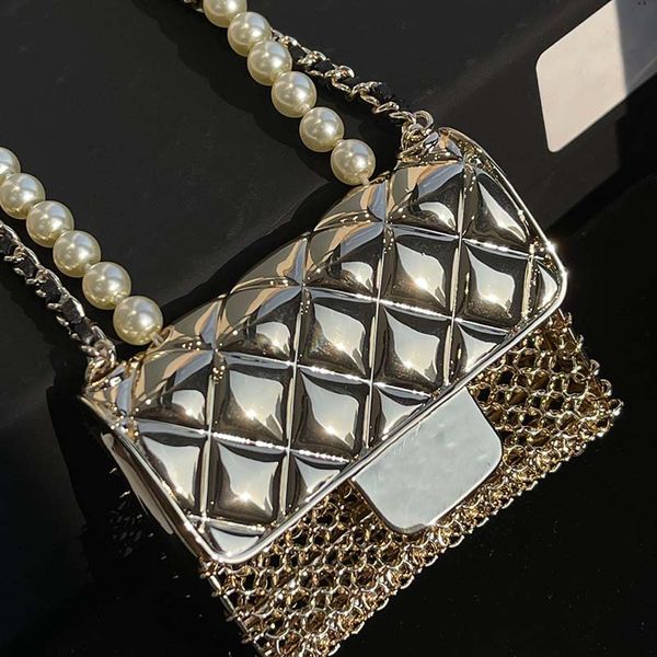 designer bag ladies small fragrant metal cutout mini headphone bag fashion ladies composite leather shoulderbags purses clutch purse with ha
designer bag ladies small fragrant metal cutout mini headphone bag fashion ladies composite leather shoulderbags purses clutch purse with ha