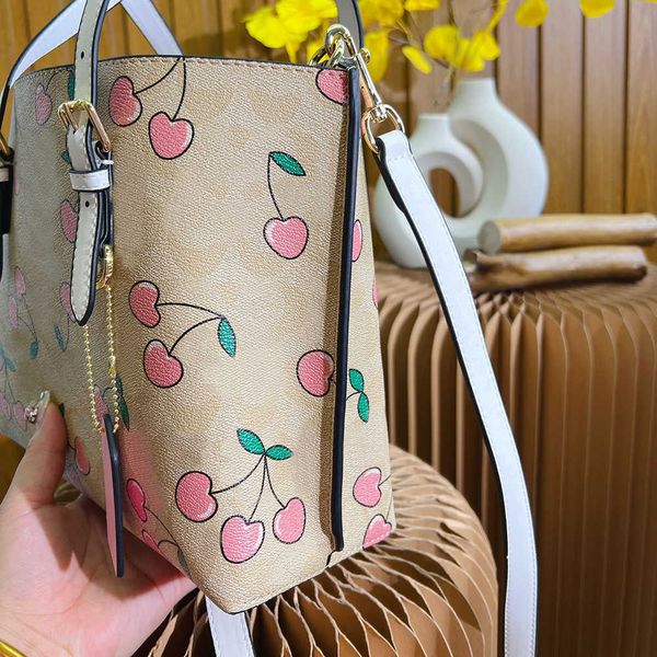 the tote bag pink designer bag shopping handbag women large luxury beach leather totes elegant work bags classic purses shopper handbags 230
the tote bag pink designer bag shopping handbag women large luxury beach leather totes elegant work bags classic purses shopper handbags 230