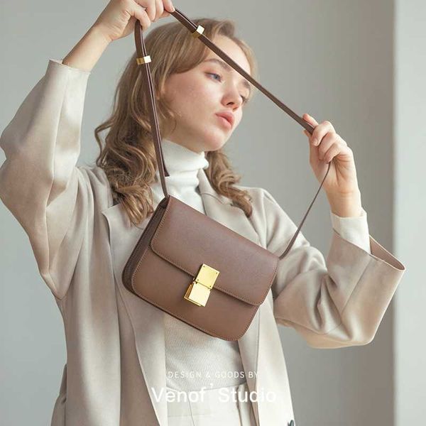 venof vintage doufu bag female leather shoulder crossbody square messenger flap small for women solid color red
venof vintage doufu bag female leather shoulder crossbody square messenger flap small for women solid color red
