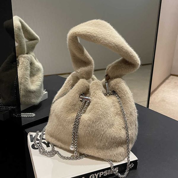 evening bags chain handle tote bags for women 2022 winter bucket bag trend designer fashion small soft faux fur kaii handbags and purse g230
evening bags chain handle tote bags for women 2022 winter bucket bag trend designer fashion small soft faux fur kaii handbags and purse g230