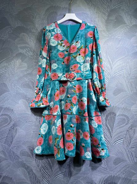 spring new dress temperament lady v-neck printed long-sleeved, Black;gray