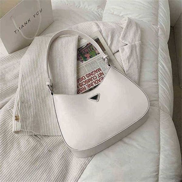 12% off handbag 2023 new bag simple and atmospheric portable women's small square korean version shoulder
12% off handbag 2023 new bag simple and atmospheric portable women's small square korean version shoulder