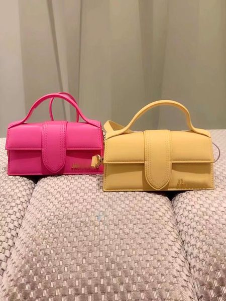fashion shoulder bag clutch totes classic jacquems le bambino baguette luxury designer leather envelope flap womens mens handbag crossbody b
fashion shoulder bag clutch totes classic jacquems le bambino baguette luxury designer leather envelope flap womens mens handbag crossbody b