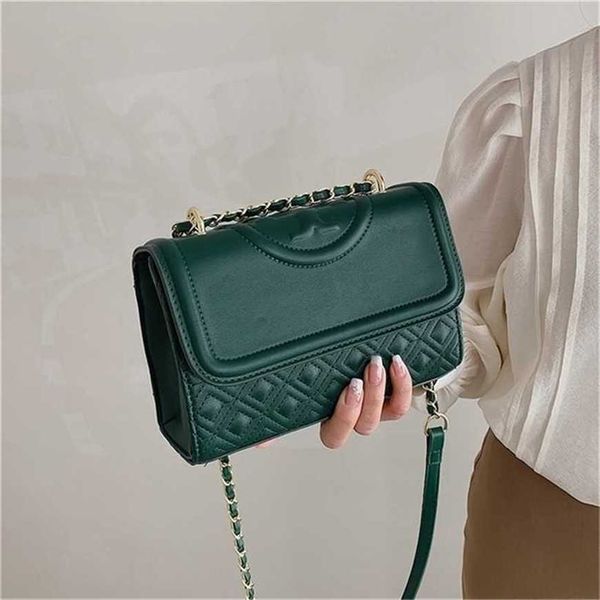 26% off handbag 2023 new bag large spring lingge large diagonal span flap and simple shoulder
26% off handbag 2023 new bag large spring lingge large diagonal span flap and simple shoulder
