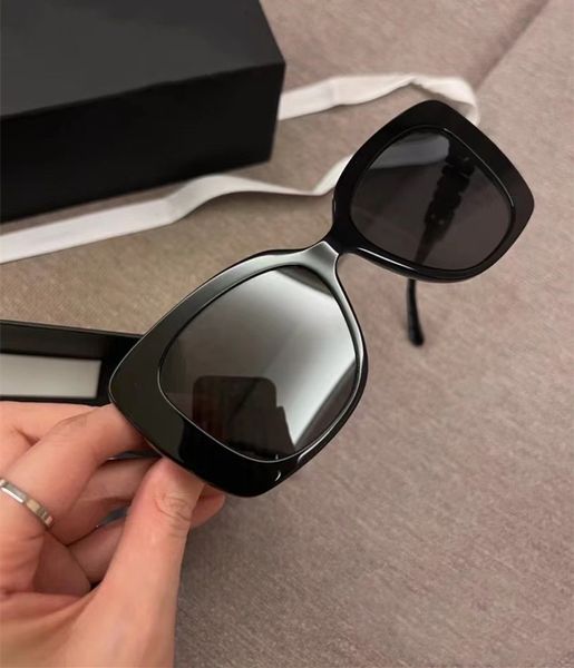 luxury glasses sunglasses polaroid lens designer womens mens goggle senior eyewear for women eyeglasses frame vintage metal sun glasses with, White;black
luxury glasses sunglasses polaroid lens designer womens mens goggle senior eyewear for women eyeglasses frame vintage metal sun glasses with, White;black