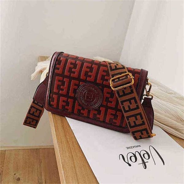 12% off handbag 2023 new bag female spring and summer embossed small square texture style shoulder messenger
12% off handbag 2023 new bag female spring and summer embossed small square texture style shoulder messenger