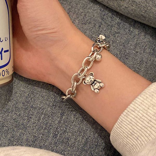 bracelet designer for women s s 2023 vintage bear female personality niche design sense metal letter label couple birthday jewelry gift, Golden;silver
bracelet designer for women s s 2023 vintage bear female personality niche design sense metal letter label couple birthday jewelry gift, Golden;silver
