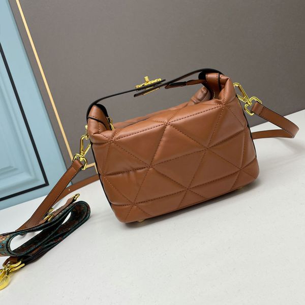 imported lambskin triangle shoulder bags women designer handbags purse plain totes removable double shoulder strap hardware leather handle b
imported lambskin triangle shoulder bags women designer handbags purse plain totes removable double shoulder strap hardware leather handle b