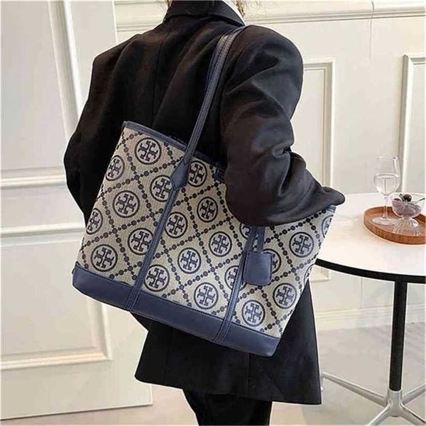 10% off handbag 2023 new bag trend red same and printed diagonal shopping crossbody
10% off handbag 2023 new bag trend red same and printed diagonal shopping crossbody