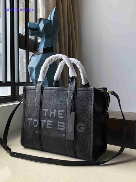 designer handbags womens luxury genuine leather shoulder crossbody 2023 new the tote bag large capacity simple korean fashion one handbag
designer handbags womens luxury genuine leather shoulder crossbody 2023 new the tote bag large capacity simple korean fashion one handbag