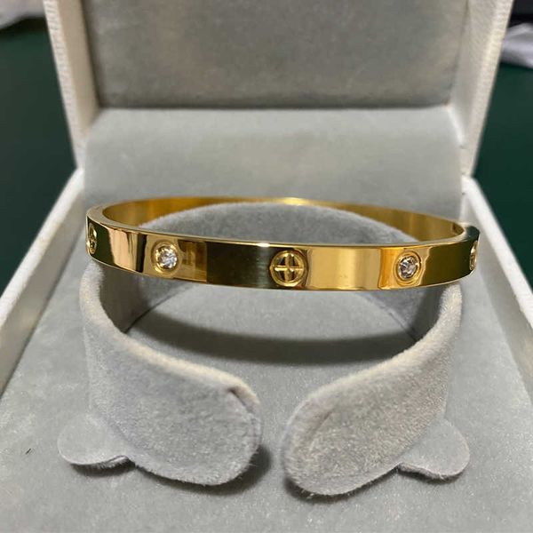 nail bracelet jewlery for women newly designed gold zircon and cross nut women's stainless steel screw br jewelry direct shipment, Golden;silver
nail bracelet jewlery for women newly designed gold zircon and cross nut women's stainless steel screw br jewelry direct shipment, Golden;silver