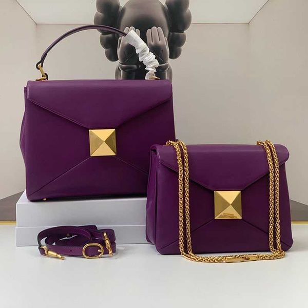 soft leather women chain bag fashion big rivet luxury hand ladies shoulder messenger small square pure tote
soft leather women chain bag fashion big rivet luxury hand ladies shoulder messenger small square pure tote