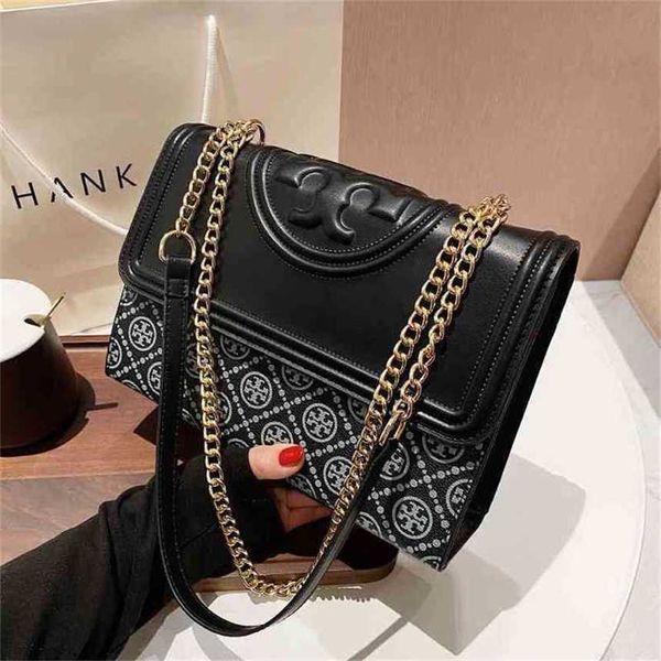 24% off handbag 2023 new bag women's lingge square large mobile phone 
24% off handbag 2023 new bag women's lingge square large mobile phone