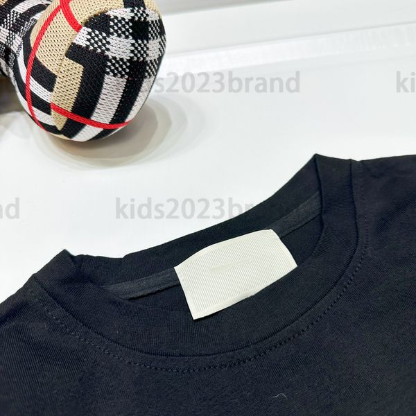 23ss new brand children clothing sets summer t shirts with shorts two pieces suits designer kids tracksuits size 100-160cm high end sports w, White
23ss new brand children clothing sets summer t shirts with shorts two pieces suits designer kids tracksuits size 100-160cm high end sports w, White