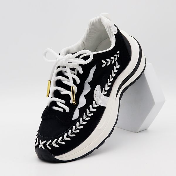 4pcs/set fashion clothing gold-tone metallic shoelaces toe metal ornament for men gold-plated casual shoes with metal lace toe, White;pink
4pcs/set fashion clothing gold-tone metallic shoelaces toe metal ornament for men gold-plated casual shoes with metal lace toe, White;pink