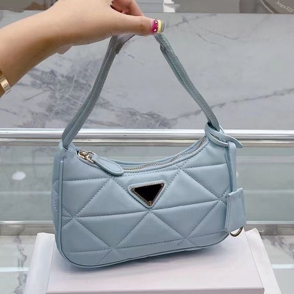2022 highs quality re-edition designer bags 2000 nylon leather shoulder bags women crossbody messenger handbag evening totes purse wholesale
2022 highs quality re-edition designer bags 2000 nylon leather shoulder bags women crossbody messenger handbag evening totes purse wholesale