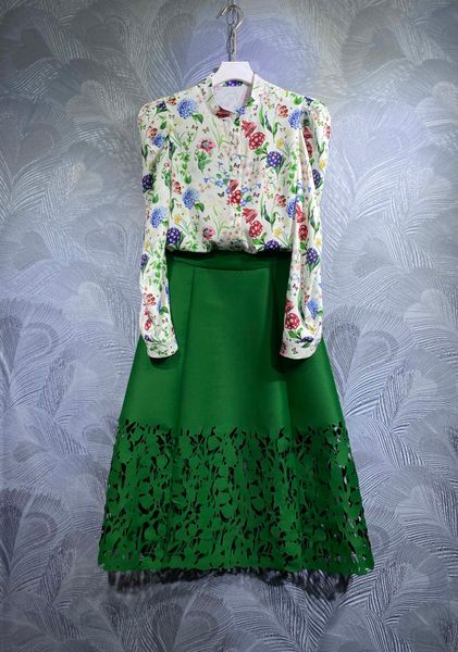 spring 2023 new women's dress printed long sleeve shirt with half skirt set, White