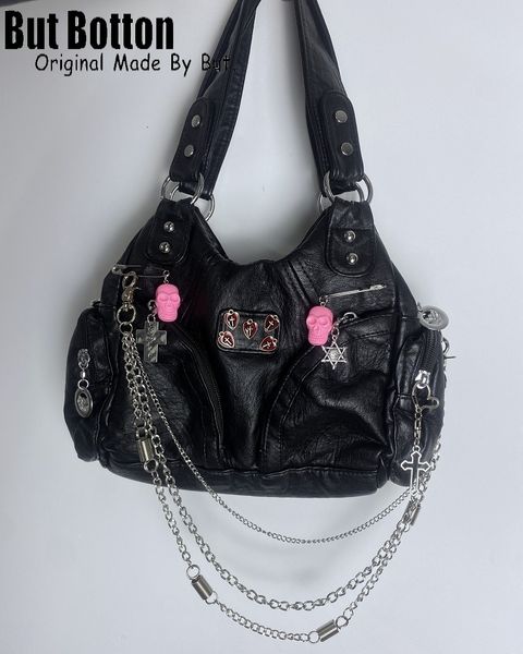 evening bags y2k gothic women girl metal punk chain single shoulder underarm handbags ladies vintage lager capacity messenger bag 230208
evening bags y2k gothic women girl metal punk chain single shoulder underarm handbags ladies vintage lager capacity messenger bag 230208