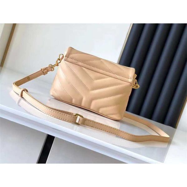 2022 women's mini leather envelope satchel boutique tofu bag chip version fashionable
2022 women's mini leather envelope satchel boutique tofu bag chip version fashionable