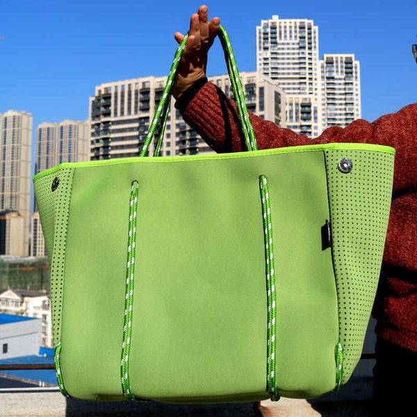 evening bags luxurious shoulder handbag diving fabric neoprene shoulder bag new large-capacity casual tote bag handle bags g230208
evening bags luxurious shoulder handbag diving fabric neoprene shoulder bag new large-capacity casual tote bag handle bags g230208
