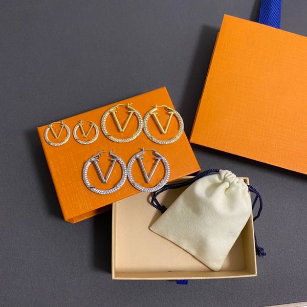 2023 designer stud gold hoop earrings lady women party set auger earring new wedding lovers gift engagement jewelry no box, Golden;silver
2023 designer stud gold hoop earrings lady women party set auger earring new wedding lovers gift engagement jewelry no box, Golden;silver