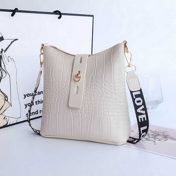 crocodile messenger bags for women pu leather crossbody shoulder bag 2022 female luxury ladies handbags bucket bag
crocodile messenger bags for women pu leather crossbody shoulder bag 2022 female luxury ladies handbags bucket bag