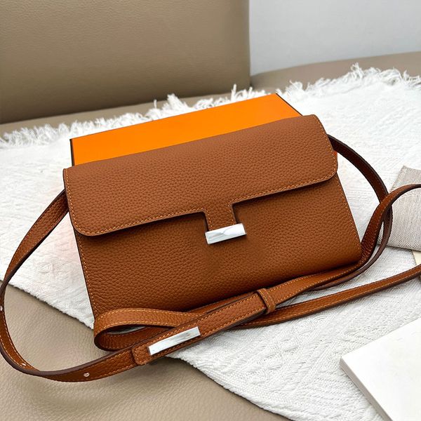 litchi wallet women designer cross body bags imported cowhide wallet interior compartment zipper pocket fashion hardware letter buckle flap
litchi wallet women designer cross body bags imported cowhide wallet interior compartment zipper pocket fashion hardware letter buckle flap