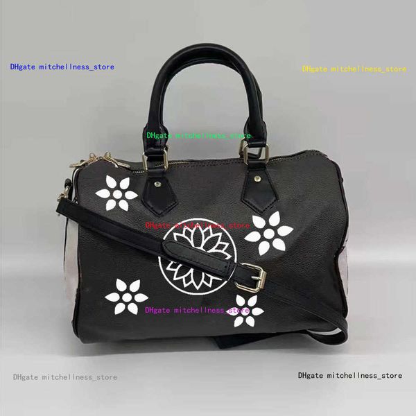 designer handbag tote crossbody bag leather women luxury large shoulder purse fashion christmas gift barrel shaped old flower zipper pocket
designer handbag tote crossbody bag leather women luxury large shoulder purse fashion christmas gift barrel shaped old flower zipper pocket