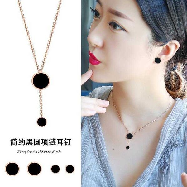necklaces steel rose gold necklace women's colorless simple black round pendant short collar chain fashion temperament accessories, Silver
necklaces steel rose gold necklace women's colorless simple black round pendant short collar chain fashion temperament accessories, Silver