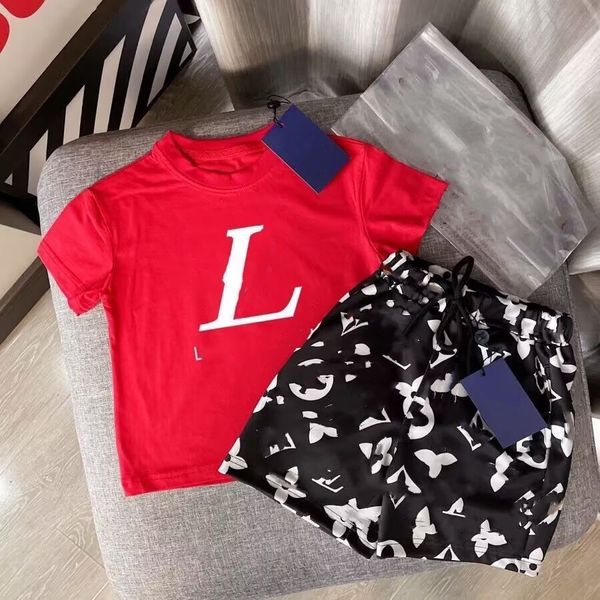 baby set 2pics kids sets kid designer clothers toddler t shirt clothing boys girl tracksuits short sleeve suits luxury summer classic printe, White
baby set 2pics kids sets kid designer clothers toddler t shirt clothing boys girl tracksuits short sleeve suits luxury summer classic printe, White