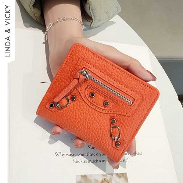women brief paragraph wallet genuine leather card multi-function small bag fashion luxury rivet cowhide fold purse bags 2022 new, Red;black
women brief paragraph wallet genuine leather card multi-function small bag fashion luxury rivet cowhide fold purse bags 2022 new, Red;black