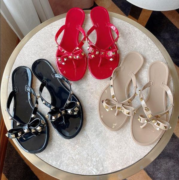 with box flip flops 2019 summer new fashio style europe united states brand designer rivets bow sandals shoes women sandals ve, Black
with box flip flops 2019 summer new fashio style europe united states brand designer rivets bow sandals shoes women sandals ve, Black