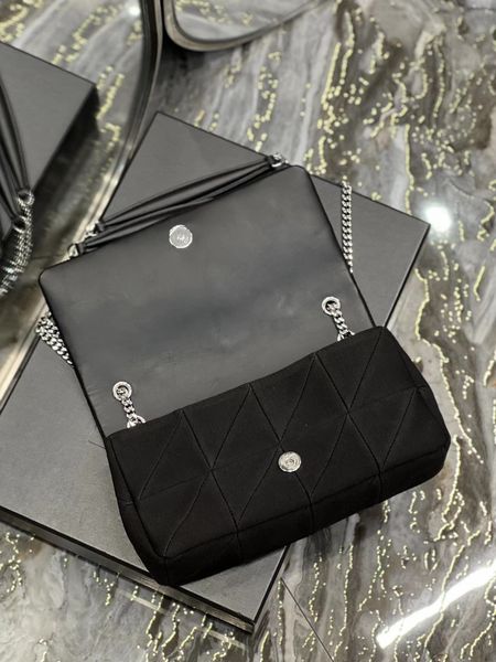 shopping bag knitted splicing cotton linen shoulder bag messenger bag flap inner cowhide 5a quality
shopping bag knitted splicing cotton linen shoulder bag messenger bag flap inner cowhide 5a quality