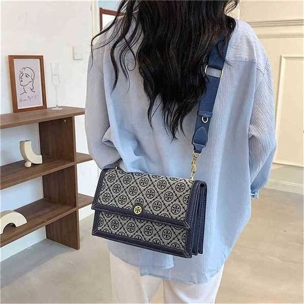 30% off handbag 2023 new bag explosive models cowhide organ leisure trend old canvas belt square classic
30% off handbag 2023 new bag explosive models cowhide organ leisure trend old canvas belt square classic