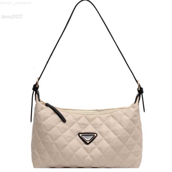 small solid pu canvas shoulder crossbody square bags for women luxury women's designer zipper handbag trend female armpit bag
small solid pu canvas shoulder crossbody square bags for women luxury women's designer zipper handbag trend female armpit bag