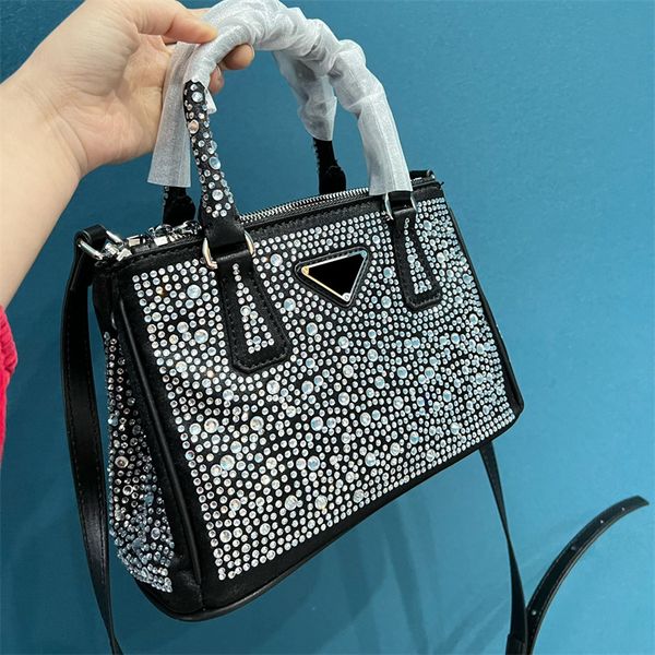 women fashion designer killer rhinestone crystal shoulder bags triangle crossbody bag clutch tote
women fashion designer killer rhinestone crystal shoulder bags triangle crossbody bag clutch tote