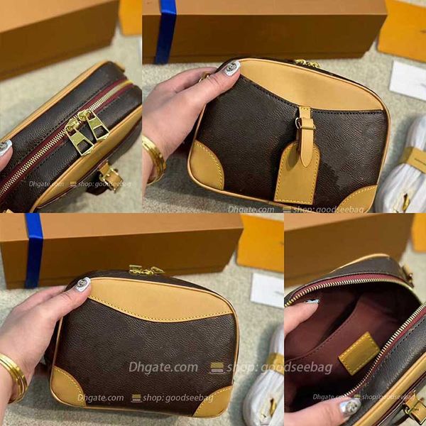loveyou camera bag tote underarm cross body bags fashion designer lady tote handbag women cross body handbag luxury plain genuine leather
loveyou camera bag tote underarm cross body bags fashion designer lady tote handbag women cross body handbag luxury plain genuine leather