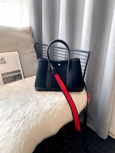 herme garden party bags online storegarden bag leather canvas cross-body black female college student class large capacity commuting tote
herme garden party bags online storegarden bag leather canvas cross-body black female college student class large capacity commuting tote