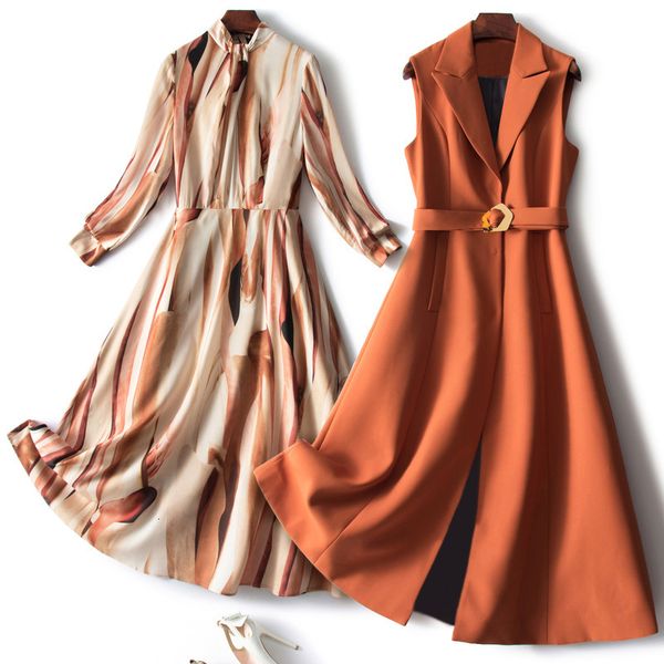 women's two piece pants 2023 spring high end women's dress suit waistcoat two piece 230209, White
women's two piece pants 2023 spring high end women's dress suit waistcoat two piece 230209, White