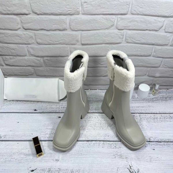 red rain boots women's new fashion outwear water shoes square head middle sleeve thick bottom side zipper thick high heel short, Black
red rain boots women's new fashion outwear water shoes square head middle sleeve thick bottom side zipper thick high heel short, Black