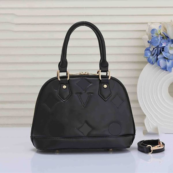 designer bag tote bags totes handbag designer bag women classic imitation brand stitching letter flower oneshoulder shell bag versatile comm
designer bag tote bags totes handbag designer bag women classic imitation brand stitching letter flower oneshoulder shell bag versatile comm