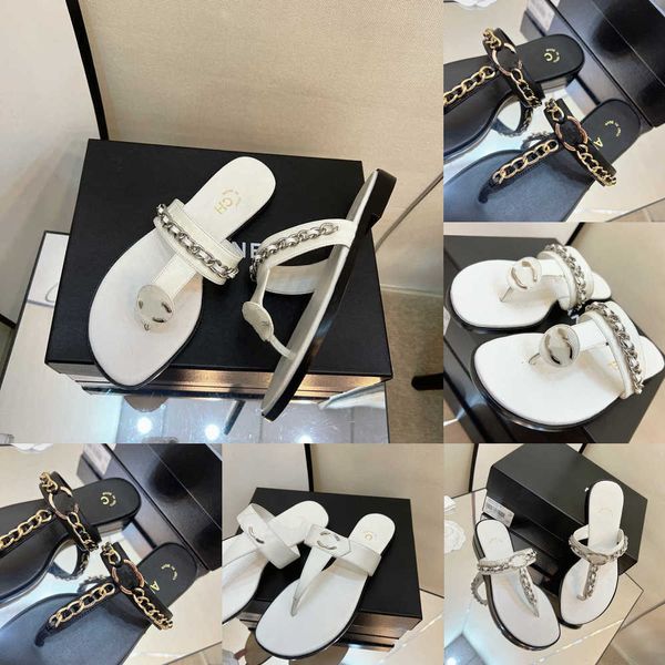 2023 women chian thong c buckle slippers platform sandal designer flat summer shoes brand slides beach flip flops fashion metal, Black
2023 women chian thong c buckle slippers platform sandal designer flat summer shoes brand slides beach flip flops fashion metal, Black